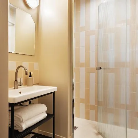 Edgar - Faidherbe Lejlighedshotel Lille
